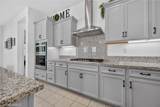 11890 Sagecrest Court, Corona, CA 92883