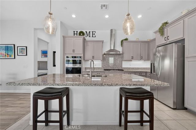 11890 Sagecrest Court, Corona, CA 92883