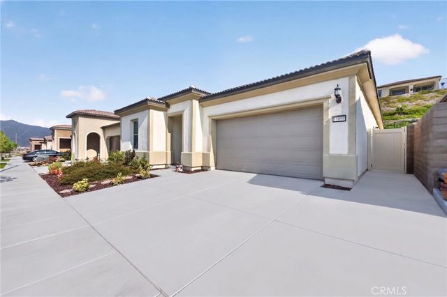 11890 Sagecrest Court, Corona, CA 92883
