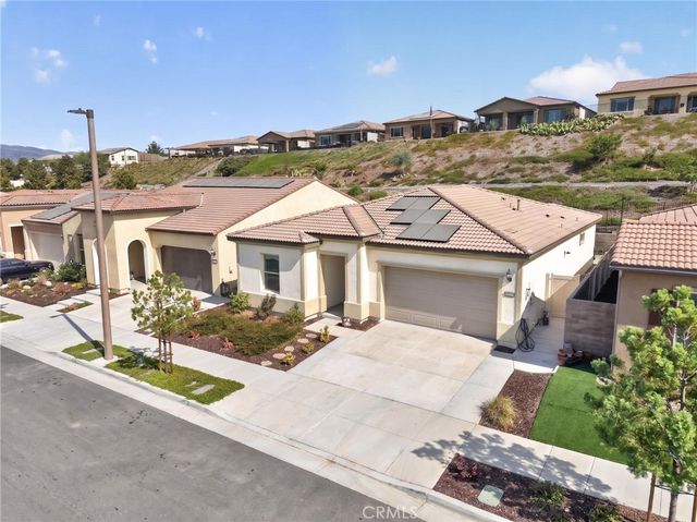 11890 Sagecrest Court, Corona, CA 92883