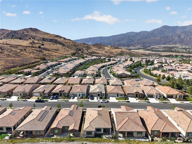 11890 Sagecrest Court, Corona, CA 92883