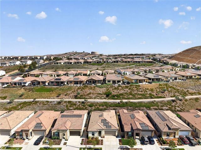 11890 Sagecrest Court, Corona, CA 92883