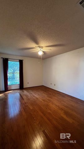 905 Van Avenue, Daphne, AL 36526