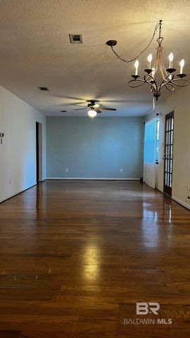 905 Van Avenue, Daphne, AL 36526