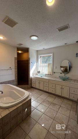 905 Van Avenue, Daphne, AL 36526