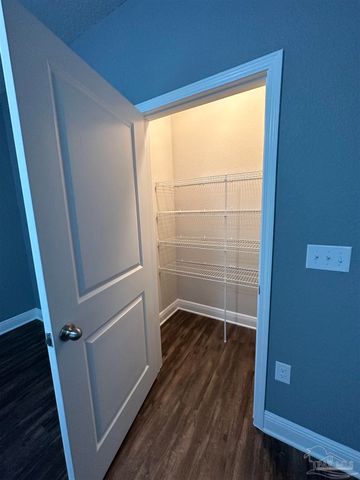 841 Oak Alley, Pensacola, FL 32506