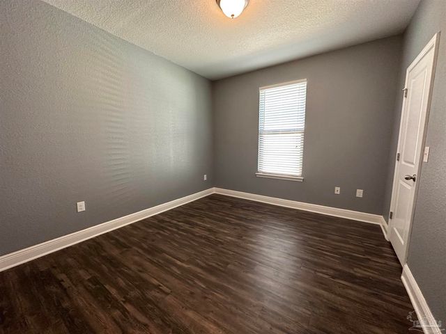 841 Oak Alley, Pensacola, FL 32506