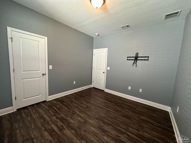 841 Oak Alley, Pensacola, FL 32506