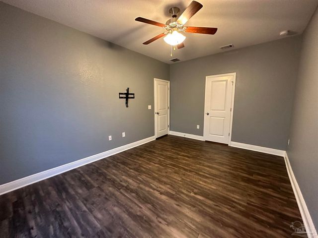 841 Oak Alley, Pensacola, FL 32506