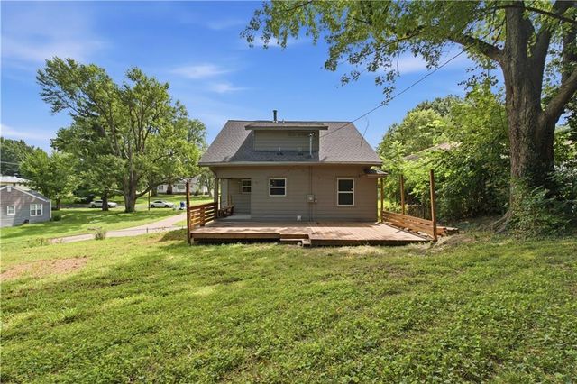 5308 Northern Avenue, Raytown, MO 64133