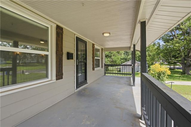 5308 Northern Avenue, Raytown, MO 64133