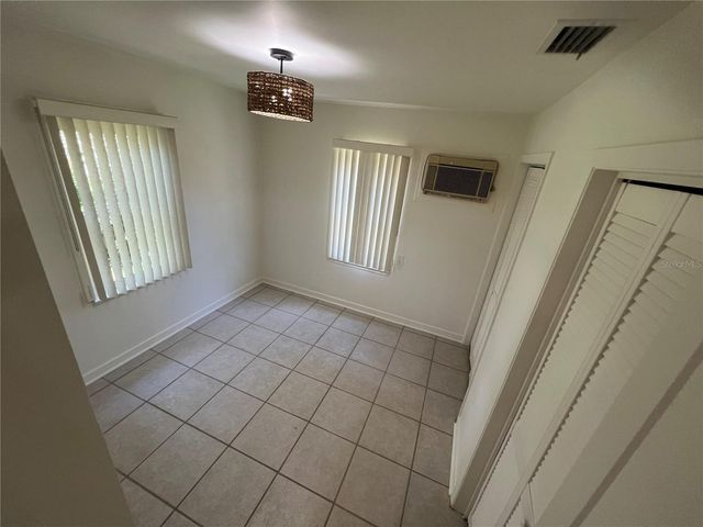 5819 27TH AVENUE S, Gulfport, FL 33707