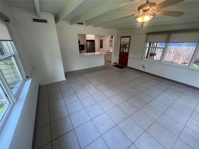 5819 27TH AVENUE S, Gulfport, FL 33707