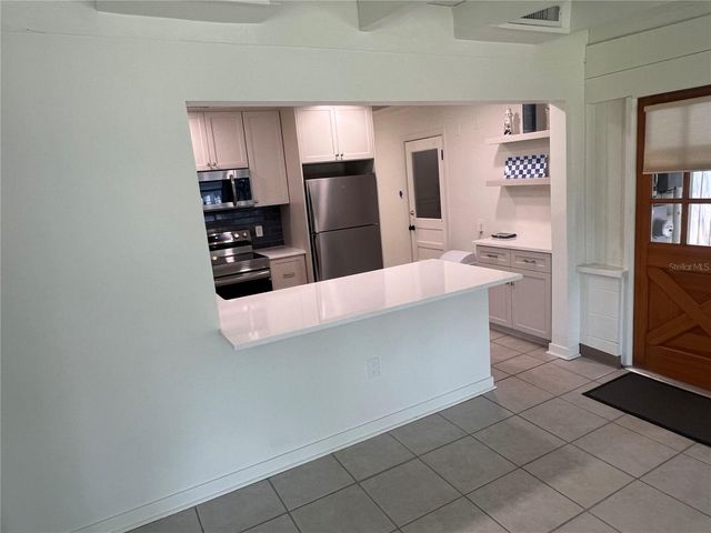 5819 27TH AVENUE S, Gulfport, FL 33707