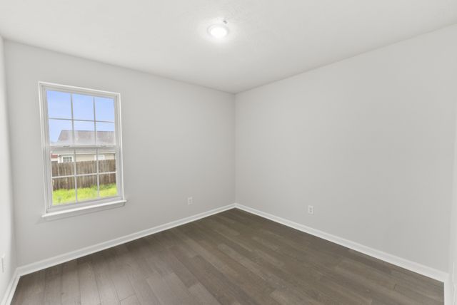 1626 Jo Ann Dr, La Vergne, TN 37086
