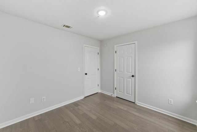 1626 Jo Ann Dr, La Vergne, TN 37086