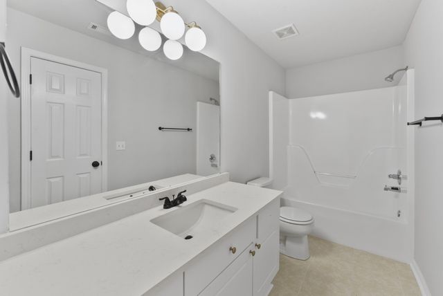 1626 Jo Ann Dr, La Vergne, TN 37086