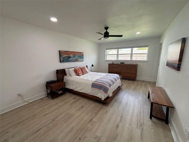 15511 Bowsprit Lane, Houston, TX 77062