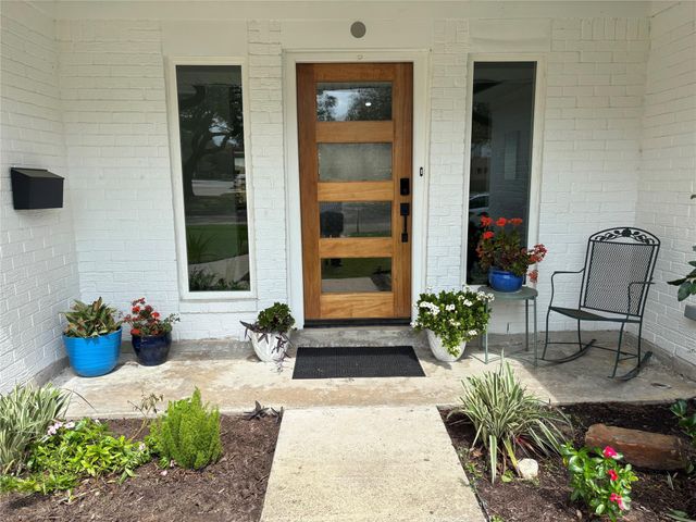 15511 Bowsprit Lane, Houston, TX 77062