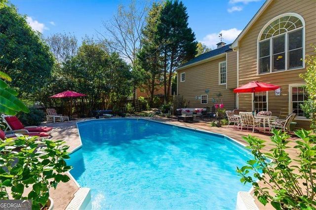 591 Delphinium Boulevard NW, Acworth, GA 30102