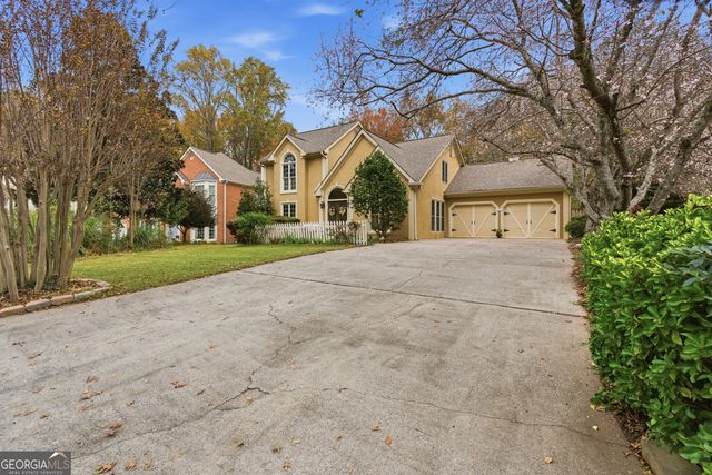 591 Delphinium Boulevard NW, Acworth, GA 30102