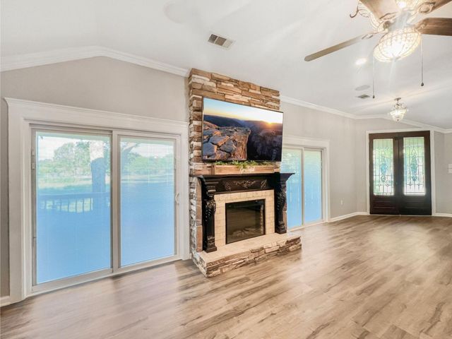 9731 Hadden Road, Baytown, TX 77521