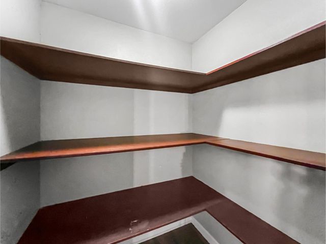 9731 Hadden Road, Baytown, TX 77521