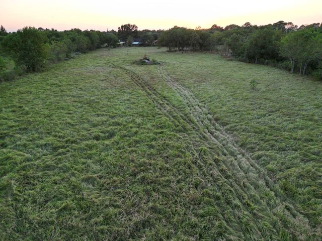 9731 Hadden Road, Baytown, TX 77521