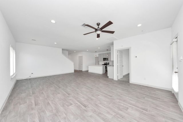 1719 Barrows Lane, Rosenberg, TX 77469