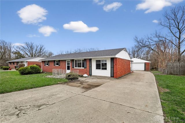 5230 Hoover Avenue, Dayton, OH 45417
