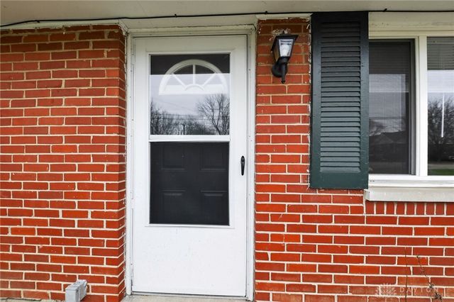 5230 Hoover Avenue, Dayton, OH 45417