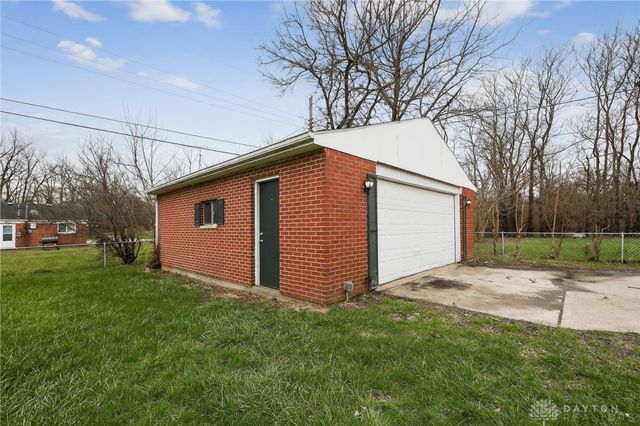 5230 Hoover Avenue, Dayton, OH 45417