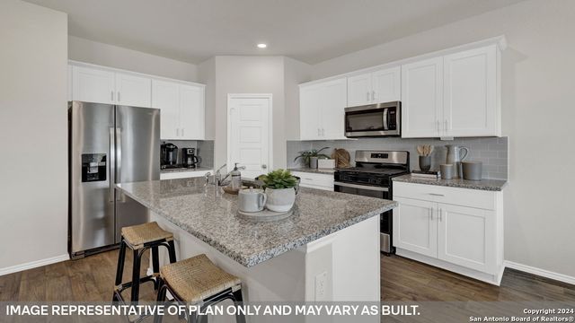 1627 LAYNE LOOP, New Braunfels, TX 78130