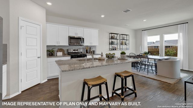 1627 LAYNE LOOP, New Braunfels, TX 78130