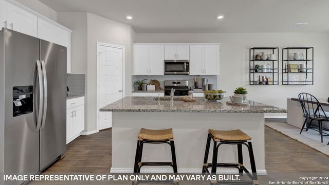 1627 LAYNE LOOP, New Braunfels, TX 78130