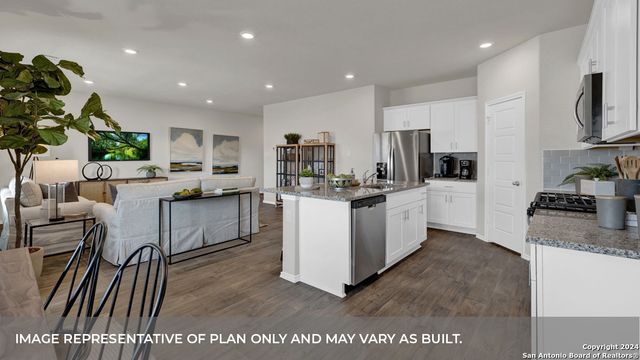 1627 LAYNE LOOP, New Braunfels, TX 78130