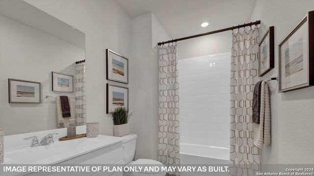 1627 LAYNE LOOP, New Braunfels, TX 78130