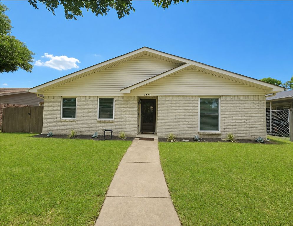 2633 Dove Meadow Drive, Garland, TX 75043