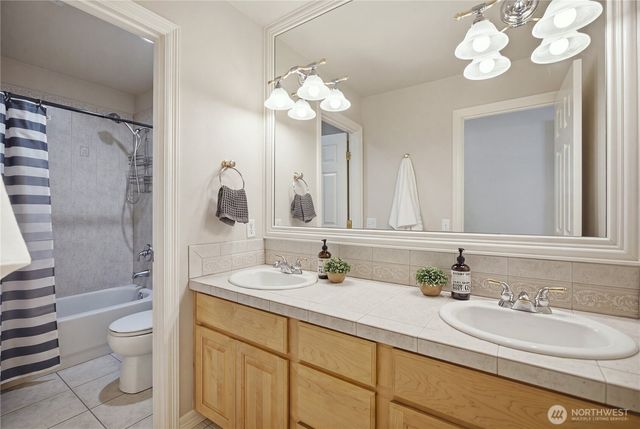 617 SW 361st Street, Federal Way, WA 98023
