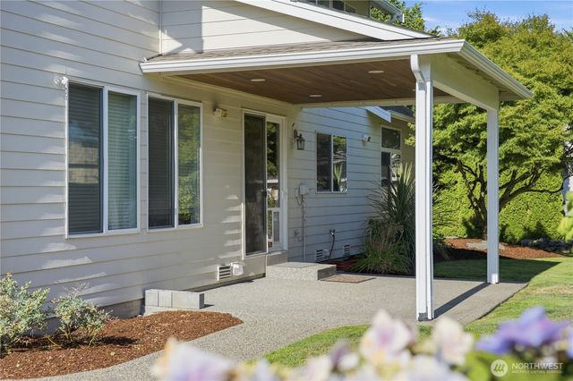 617 SW 361st Street, Federal Way, WA 98023