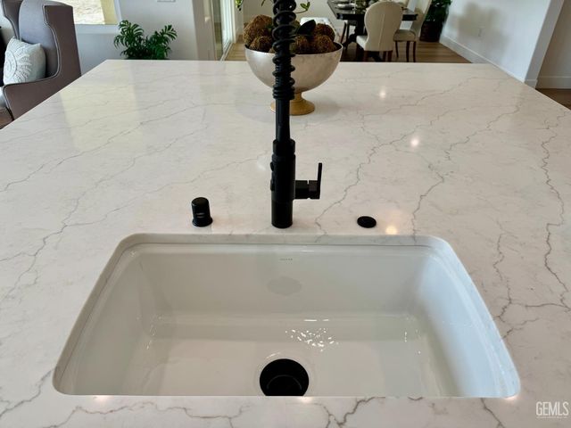 14637 Littonham Way, Bakersfield, CA 93311