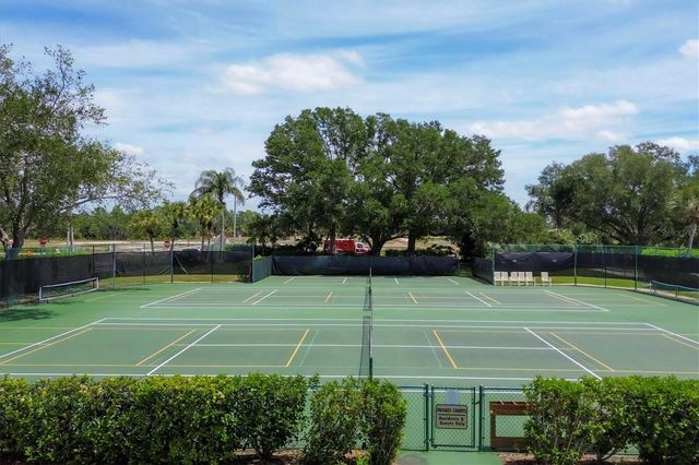 432 SUNSET LAKE BOULEVARD 102, Venice, FL 34292