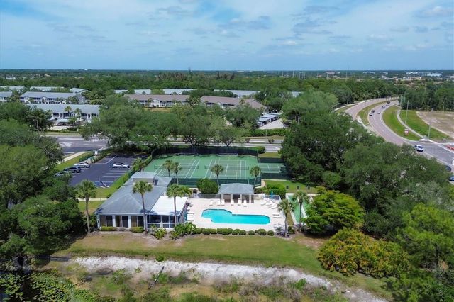 432 SUNSET LAKE BOULEVARD 102, Venice, FL 34292