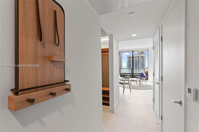 159 NE 6th St 2403, Miami, FL 33132