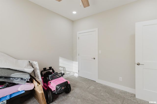 821 N 27TH Street, Herrin, IL 62948