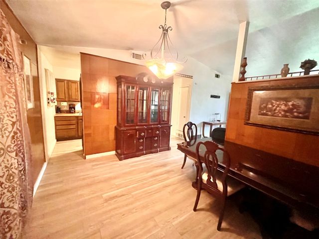6808 Sweet Sue Lane, Dallas, TX 75241