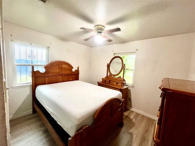6808 Sweet Sue Lane, Dallas, TX 75241