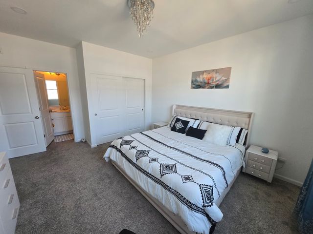 4277 Chelsea Manor Circle, Aurora, IL 60504