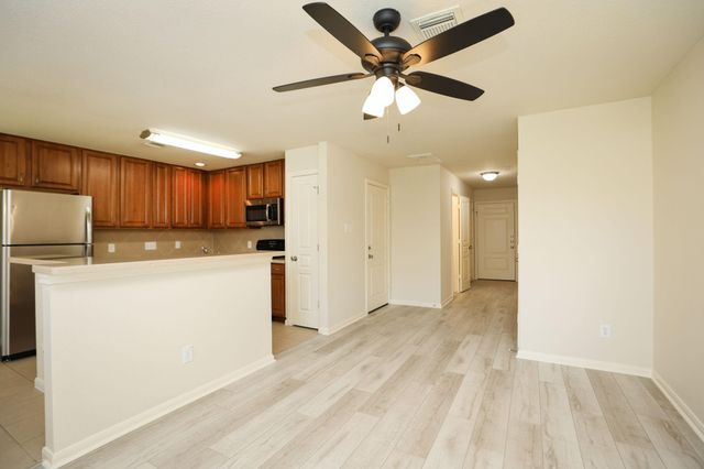 1620 Grable Cove Lane, Spring, TX 77379