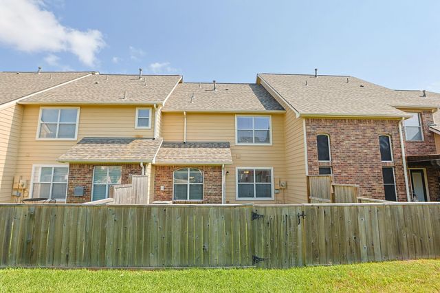 1620 Grable Cove Lane, Spring, TX 77379